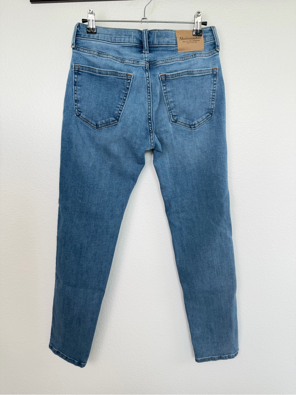 Abercrombie Kids Jeans Boys 11/12 Long Denim Taper Casual Preppy Pant - Picture 2 of 13